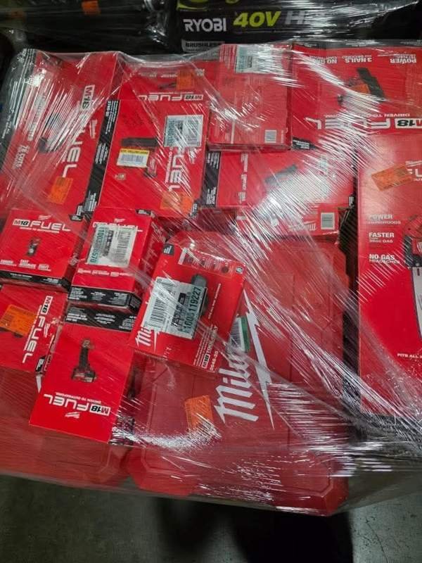 Milwaukee Tool Pallet, Full Wrap