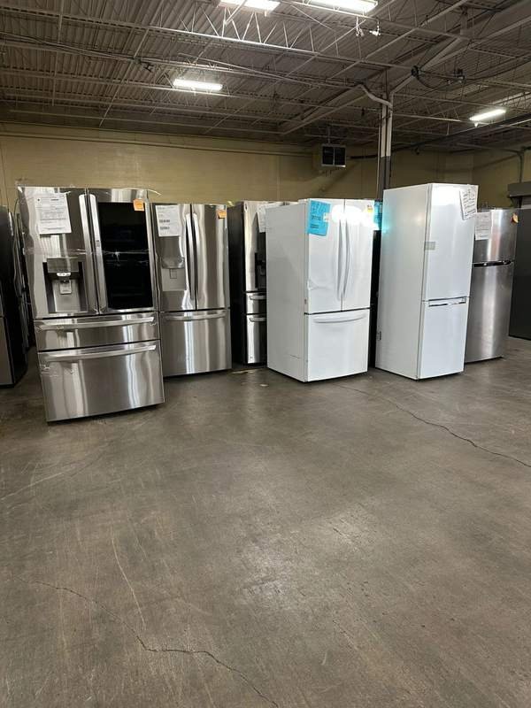 Refrigerators & Freezers Lot