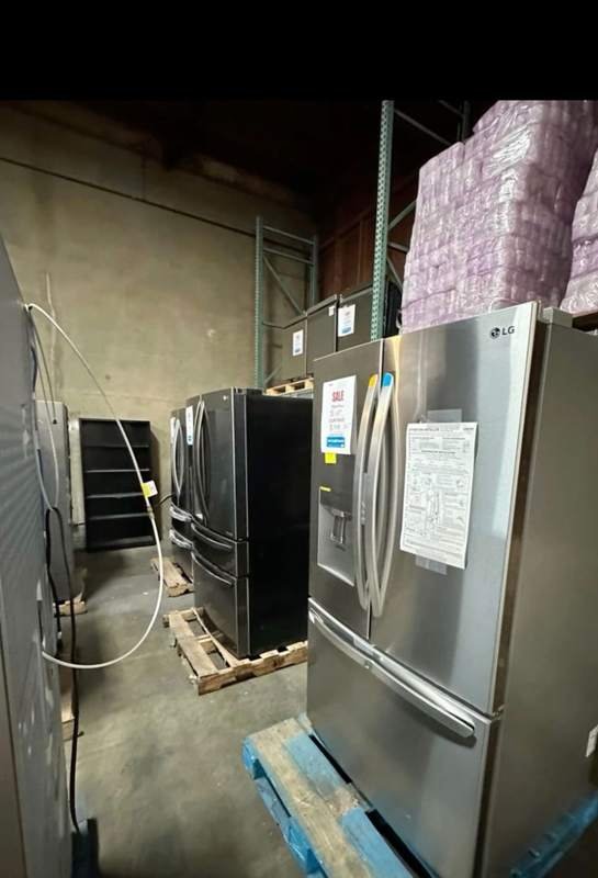 Fridge & Microwave Lot