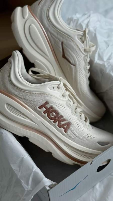 Running Shoes Case Lot