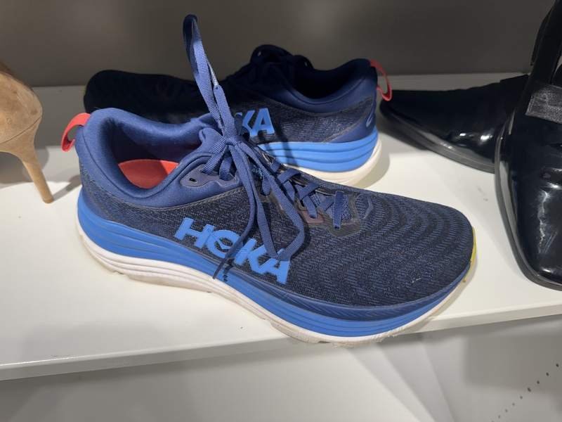 Running Shoes Case Lot