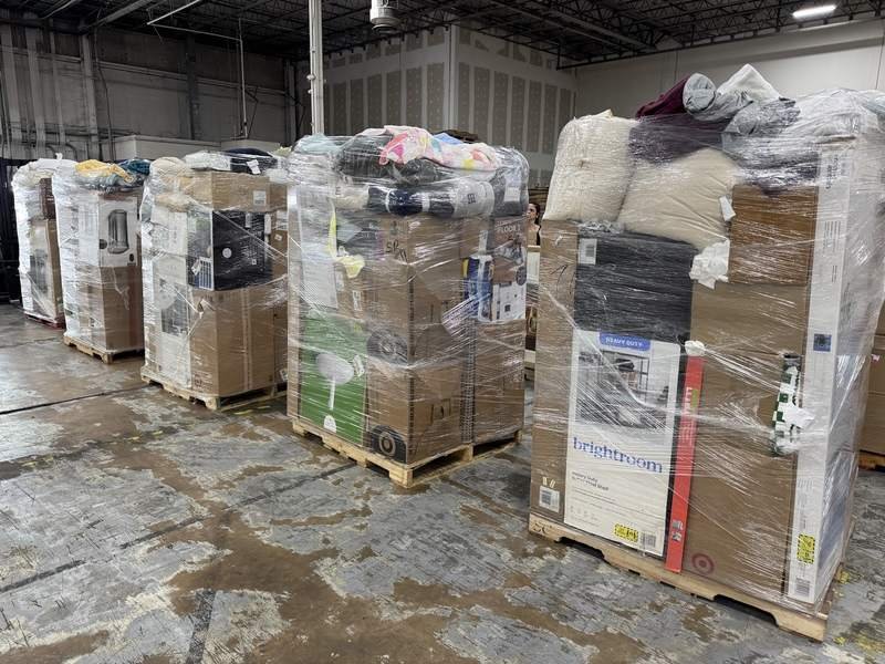 Department Store Returns Truckload