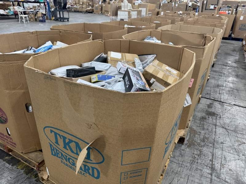 E-Commerce Parcels Truckload