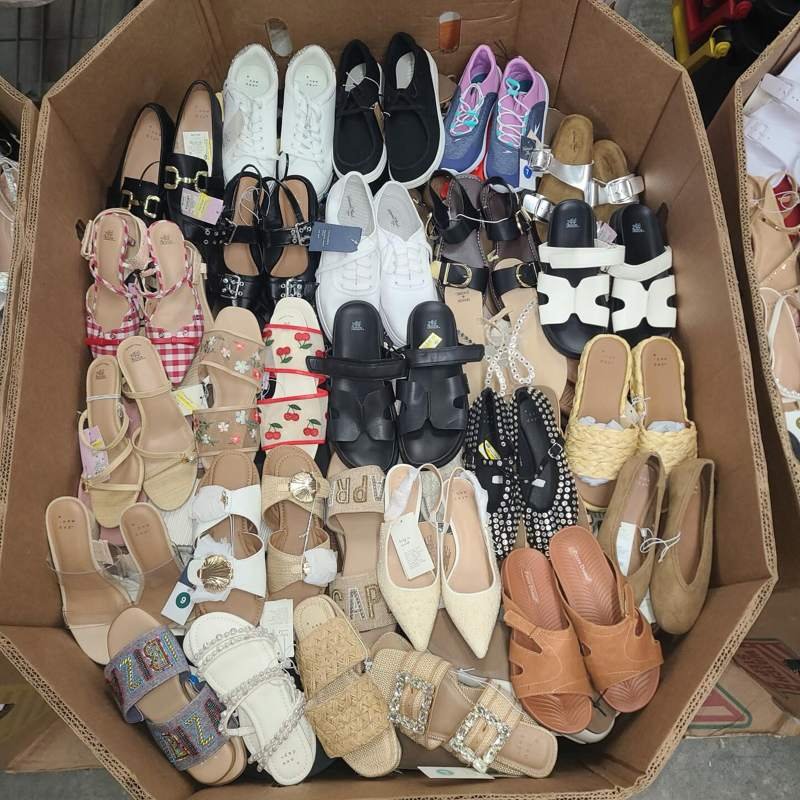 Sandals & Slides Gaylord