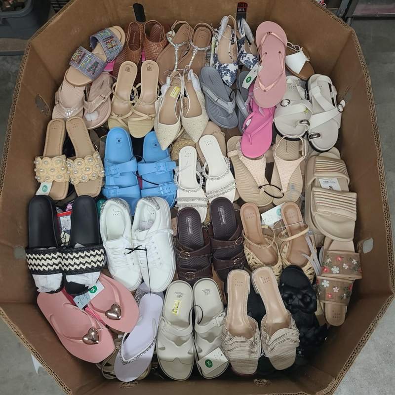 Sandals & Slides Gaylord