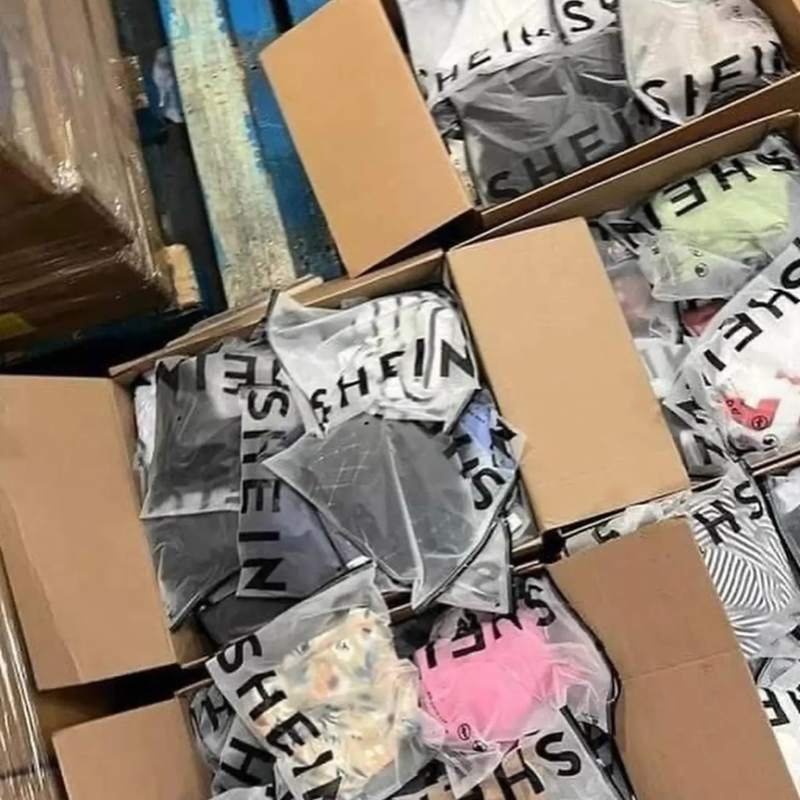 Graphic Tees & Hoodies Box Lot